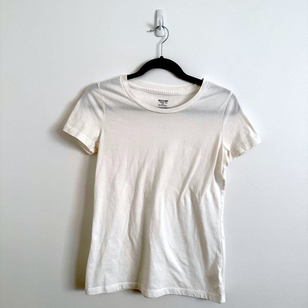 NWOT, Mossimo, Basic White T-Shirt Short Sleeve Tee, Size Medium (2 in Stock!)